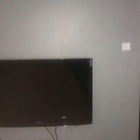 Guzelyalida Cok Merkezi Yerde Tatli Ve Sirin Daire Apartment Izmir