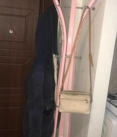 Guzelyalida Cok Merkezi Yerde Tatli Ve Sirin Daire Izmir